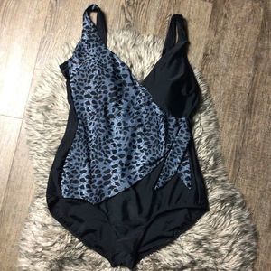 Shore Shape one piece swimsuit size 18